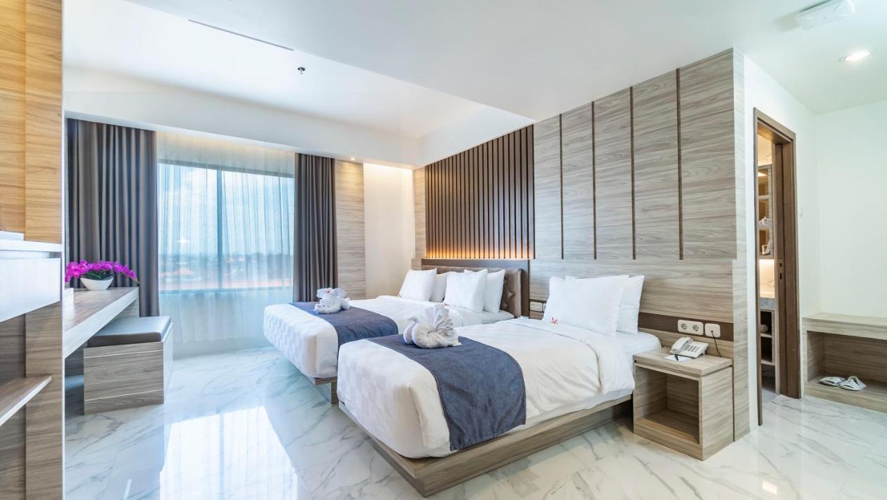 City Of Aventus Hotel - Denpasar Екстериор снимка