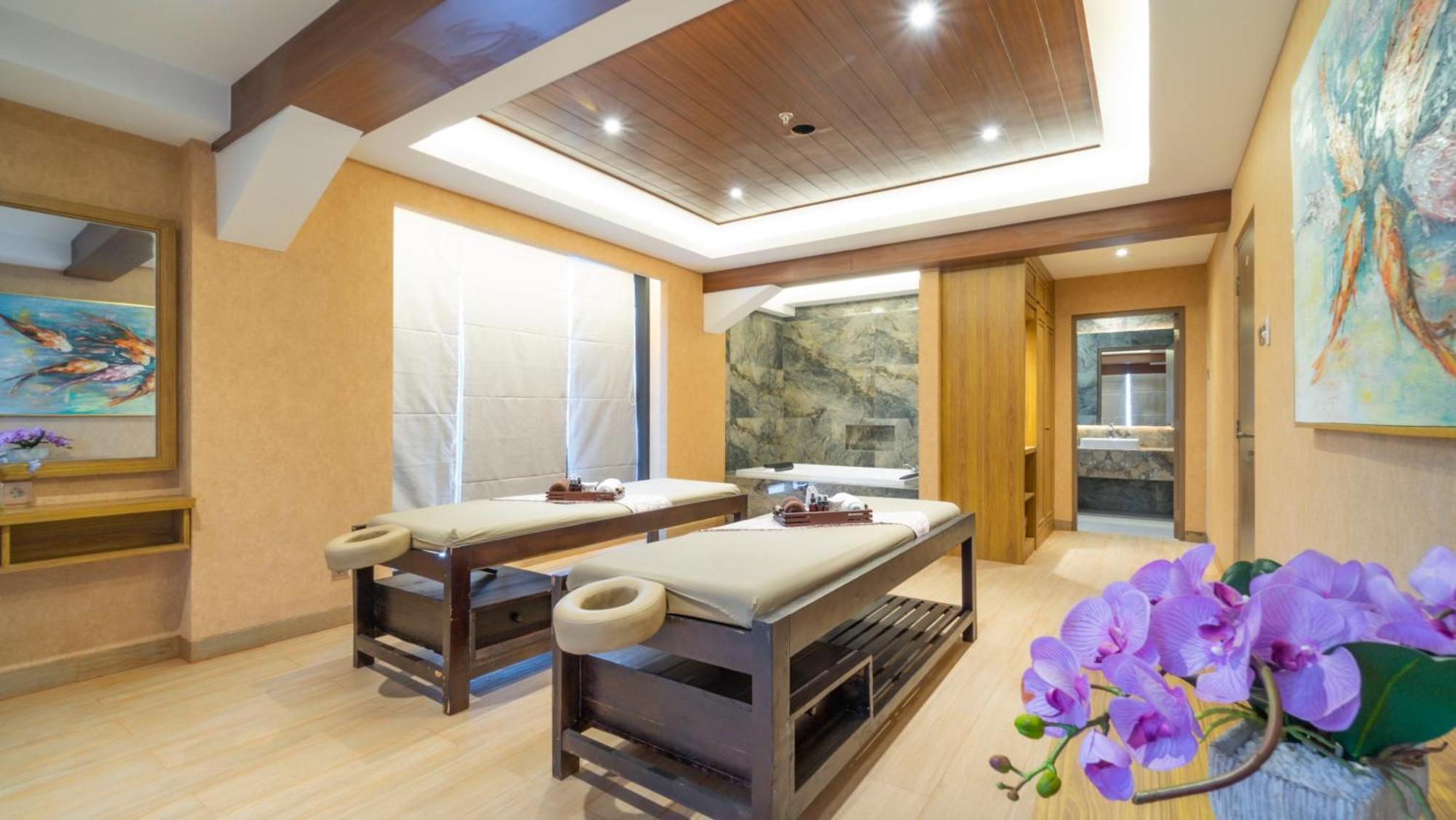 City Of Aventus Hotel - Denpasar Екстериор снимка